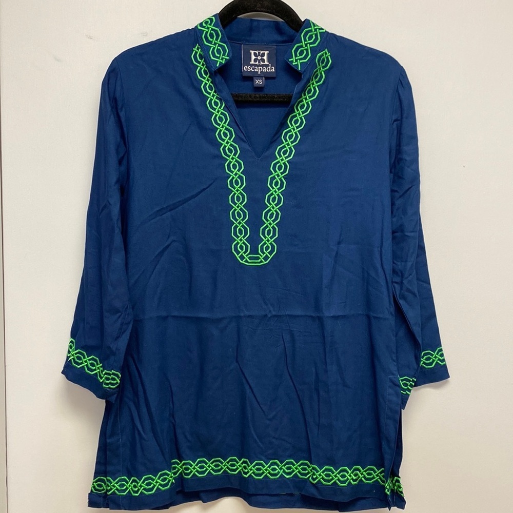 Escapada Womens Tunic